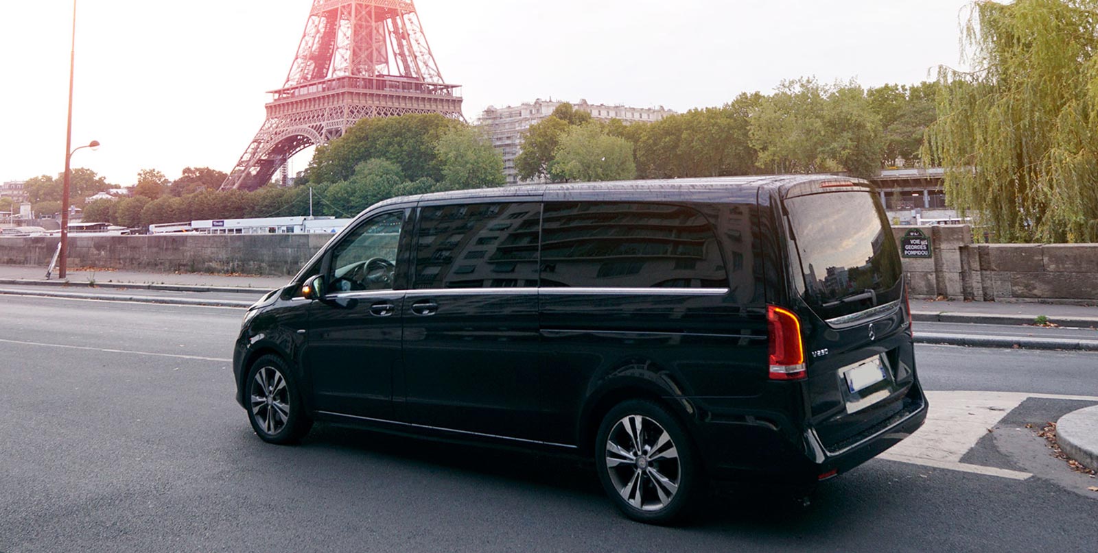 Easy Go Shuttle fleet photo 6