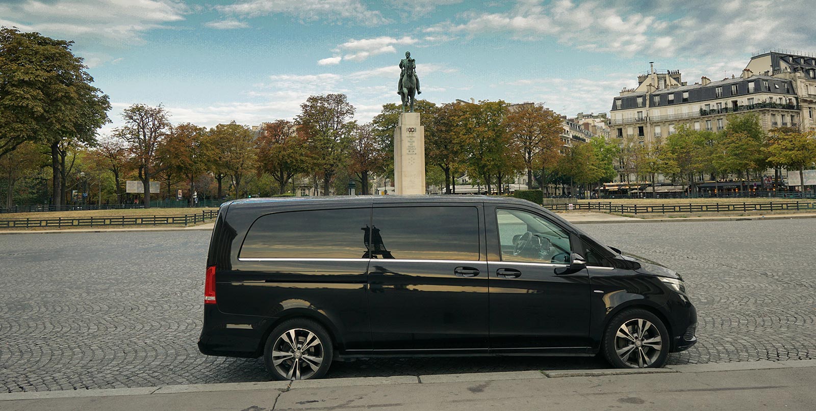 Easy Go Shuttle fleet photo 9